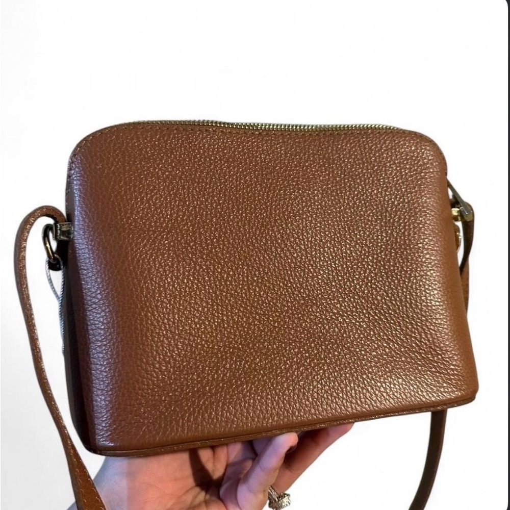 Elegant Brown Leather Crossbody Bag